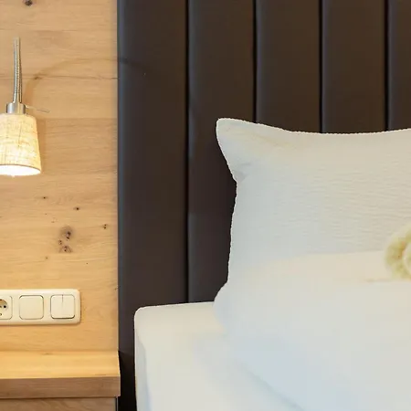 Muehlkogel Mit Indoorpool Und Sauna דירה